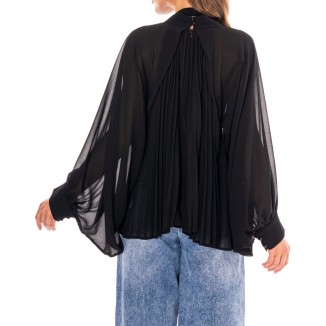 BLUSA NEGRA MESH TABLEADA