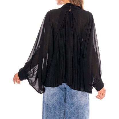 BLUSA NEGRA MESH TABLEADA