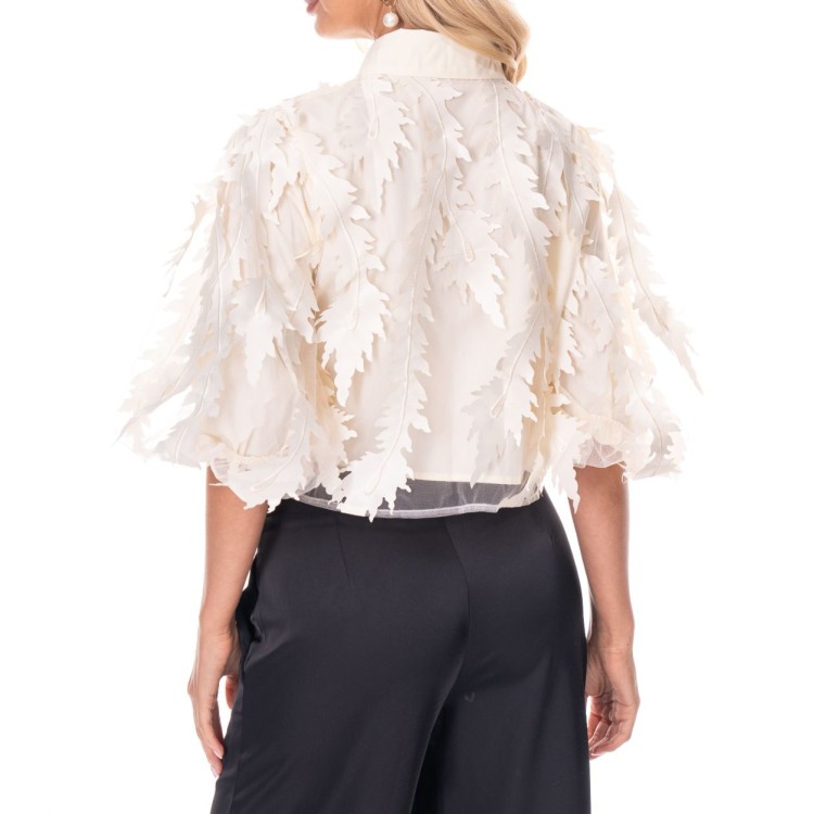 BLUSA BEIGE CORTE LAZER HOJAS