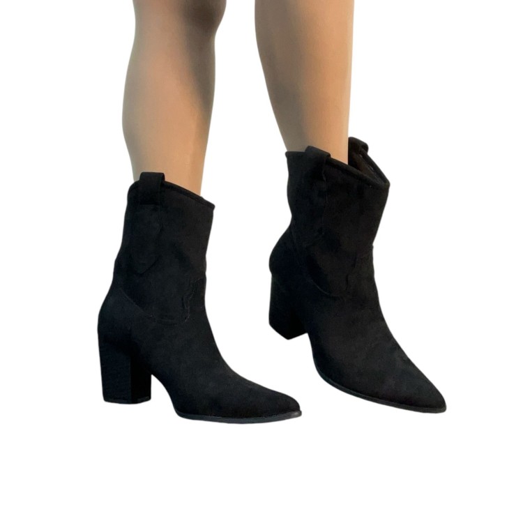 BOTIN GAMUZA NEGRO 