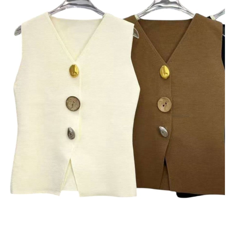 CHALECO DE PUNTO BEIGE