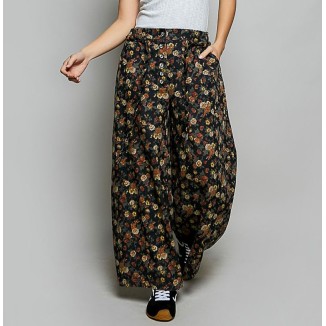 PANTALON NEGRO FLORES