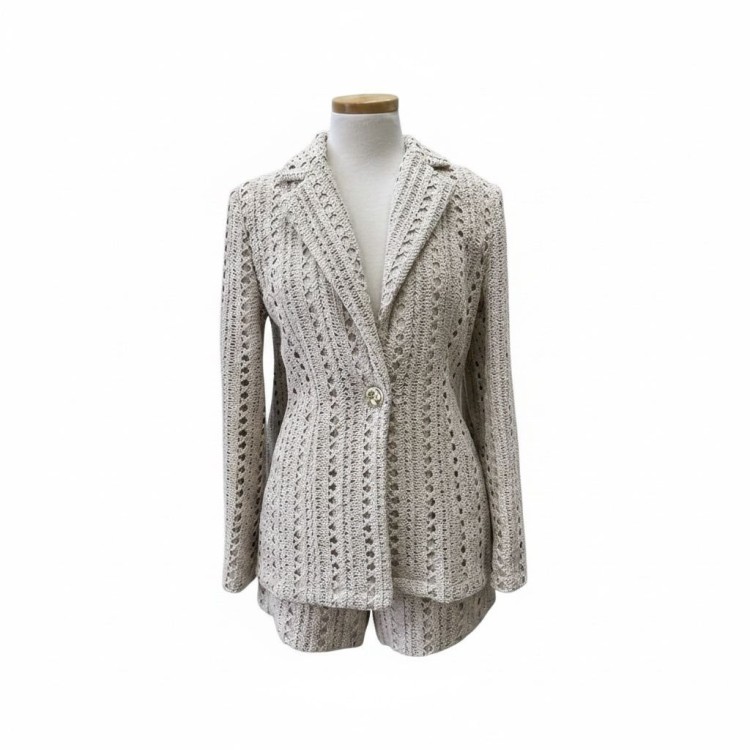 TRAJE CROCHET BEIGE SHORT
