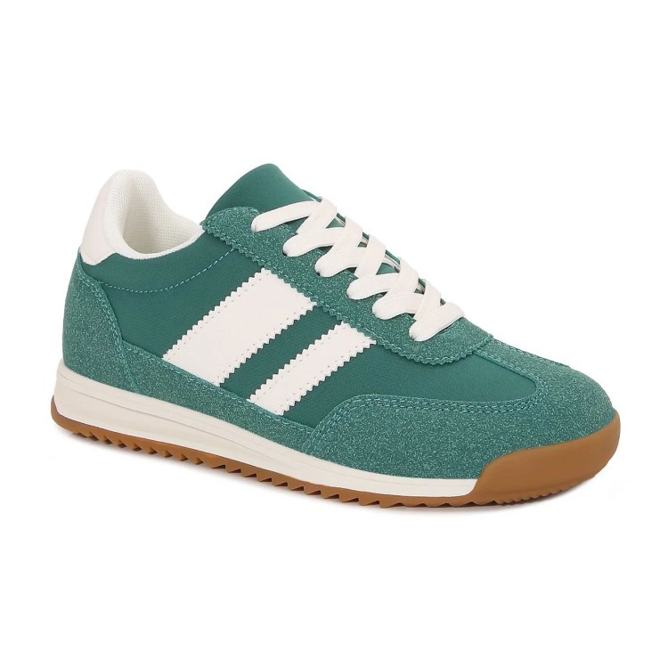 TENIS VERDE RAYAS 
