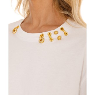 TSHIRT BLANCA BROCHES DORADOS