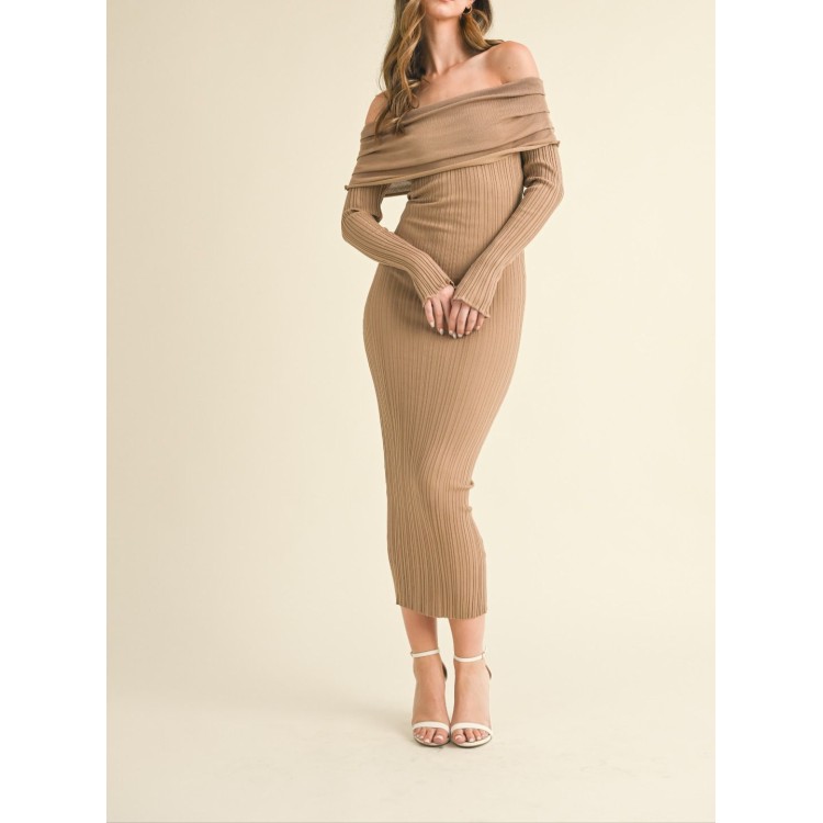 VESTIDO LARGO OFFS TOPO