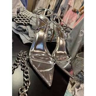 ZAPATILLA TIRAS PLATA 