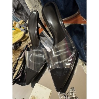 ZAPATILLA TRANSPARENTE NEGRA 