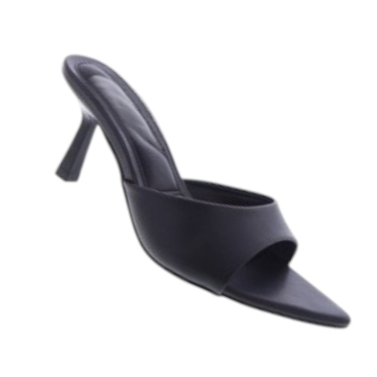 ZAPATILLA NEGRA METEDERA 