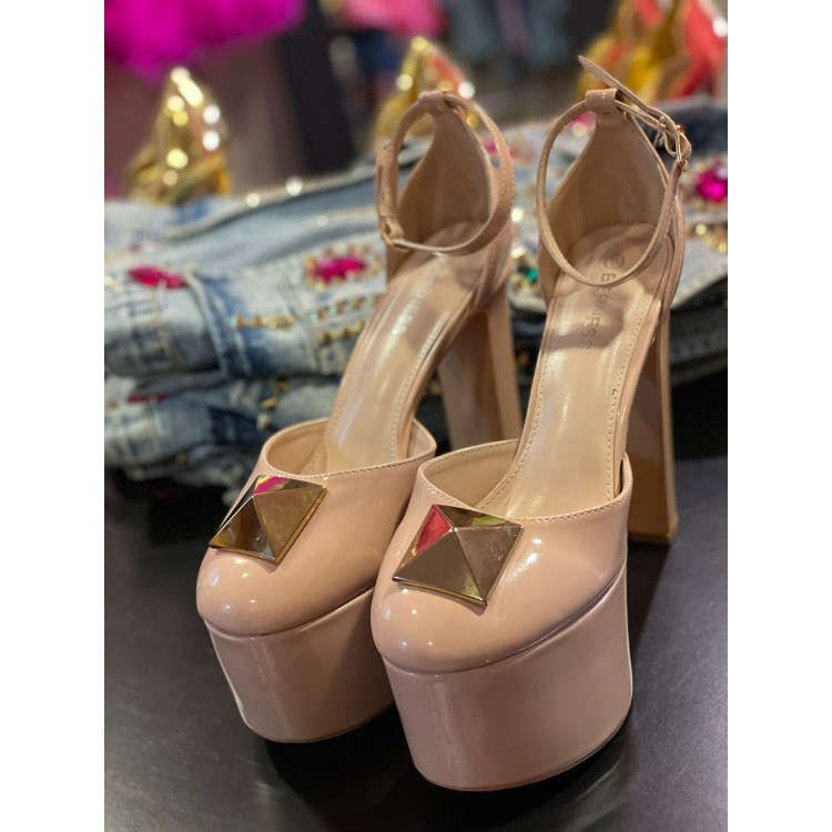 ZAPATILLA NUDE PLATAFORMA