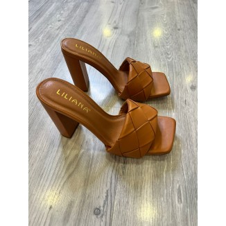 SANDALIA ZAPATILLA MIEL